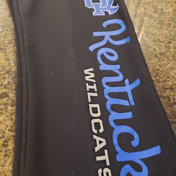 Sweatpants - Picture 1 of 2